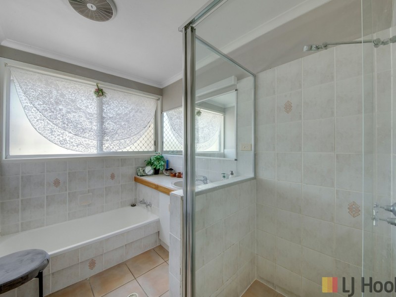 14 Donald Street, Tannum Sands QLD 4680