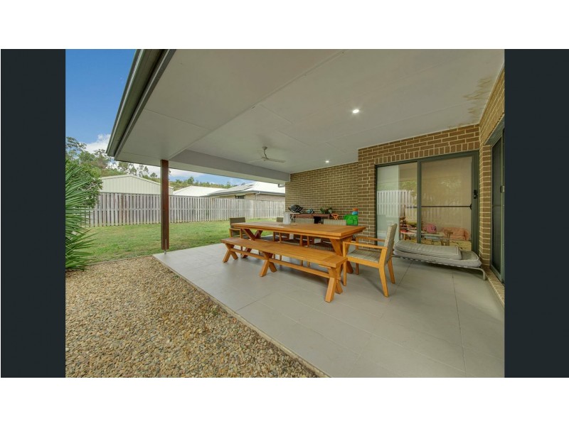1 Tulipwood Cct, Boyne Island QLD 4680