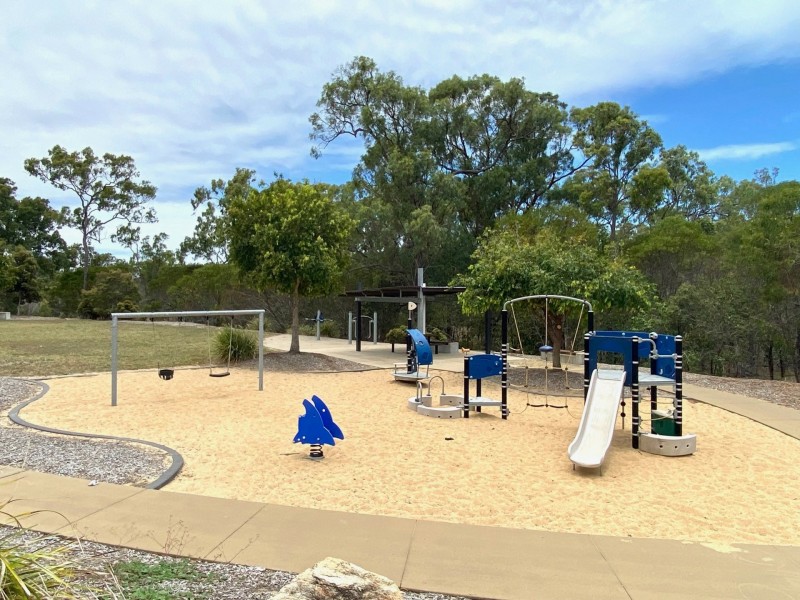 14 Bosun Circuit, Tannum Sands QLD 4680