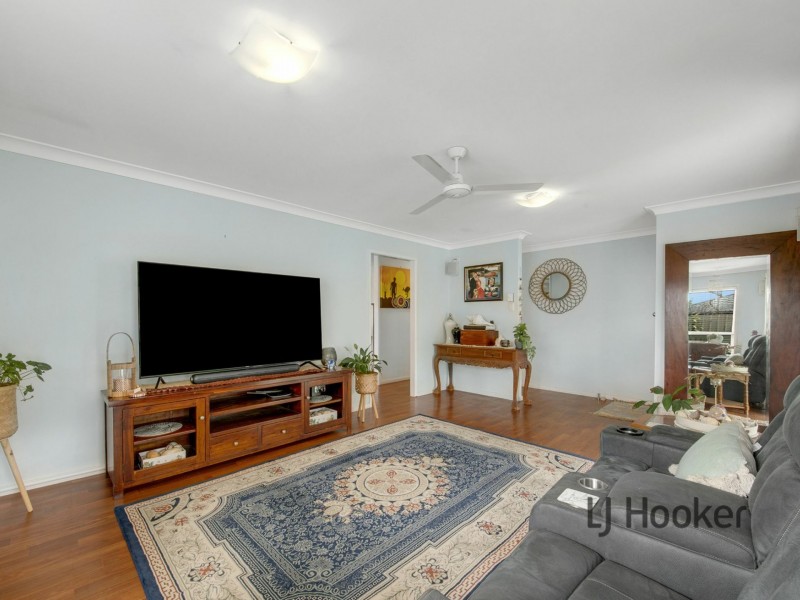 17 Alkina Crescent, Boyne Island QLD 4680