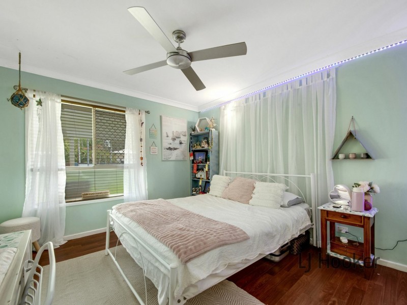 17 Alkina Crescent, Boyne Island QLD 4680