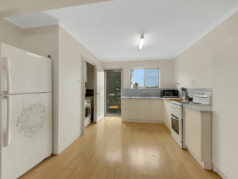 1/4 Elizabeth Street, Tannum Sands QLD 4680