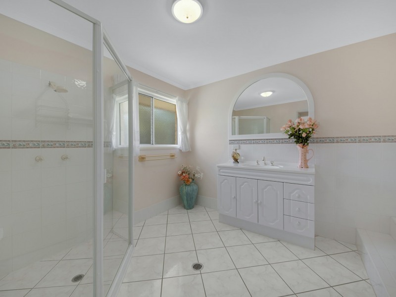 83 Bukkan Road, Glen Eden QLD 4680