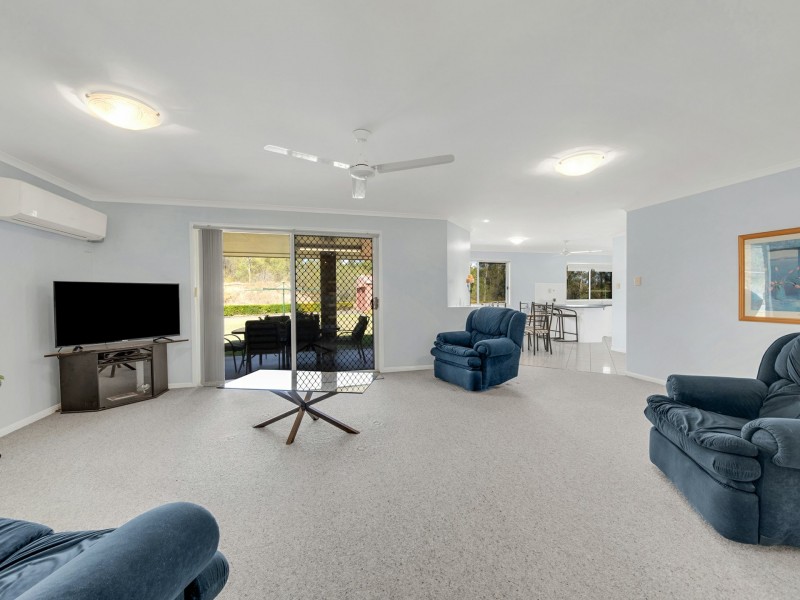 81 Bukkan Road, Glen Eden QLD 4680