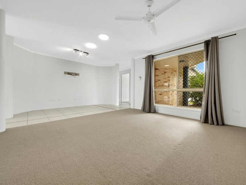 4 Werite Court, Boyne Island QLD 4680