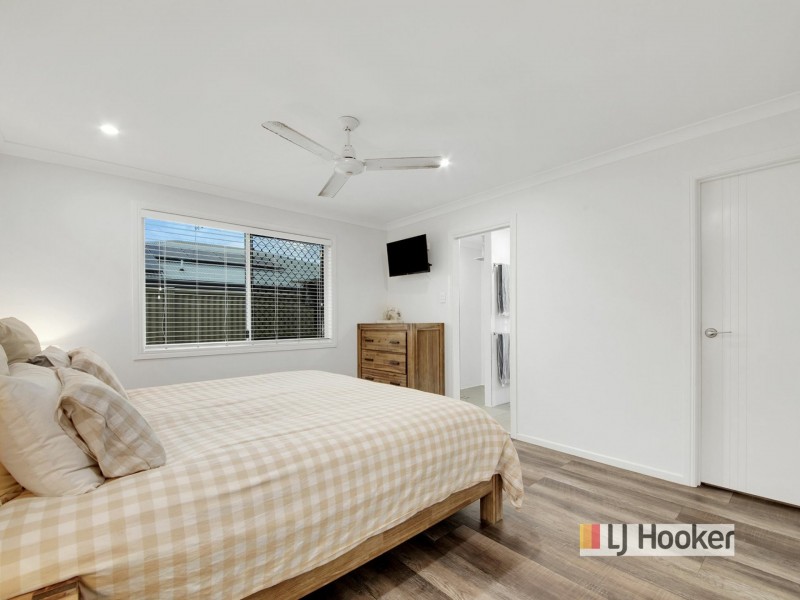 10 Golf View Drive, Boyne Island QLD 4680