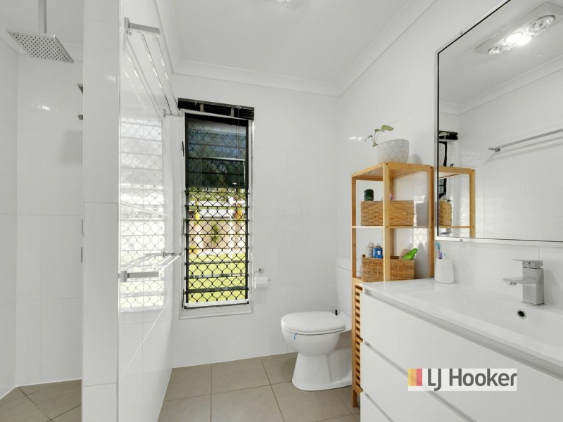 10 Golf View Drive, Boyne Island QLD 4680