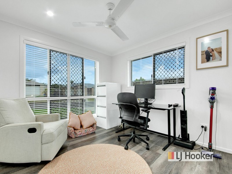 10 Golf View Drive, Boyne Island QLD 4680