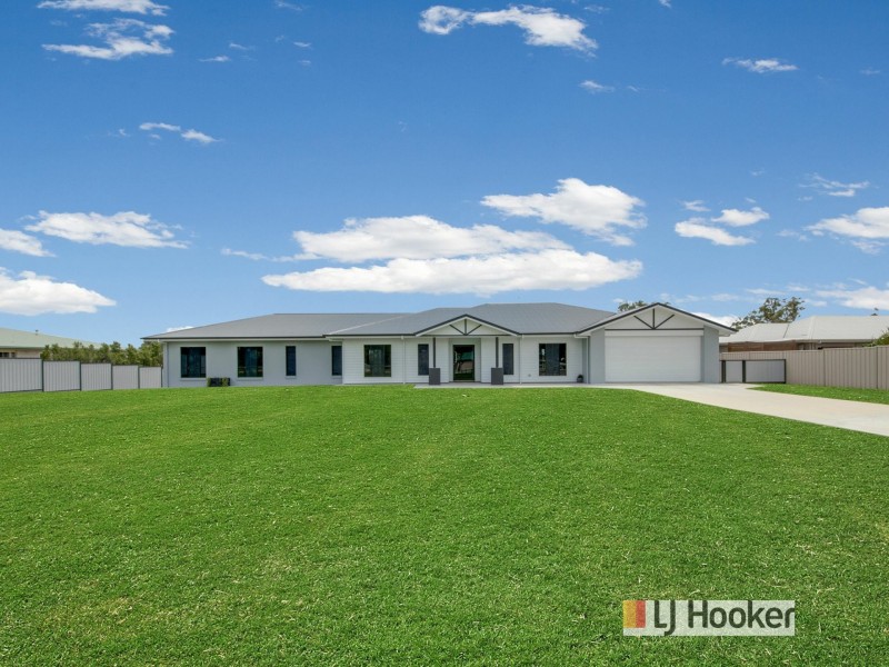 7 Yacht Road, Tannum Sands QLD 4680