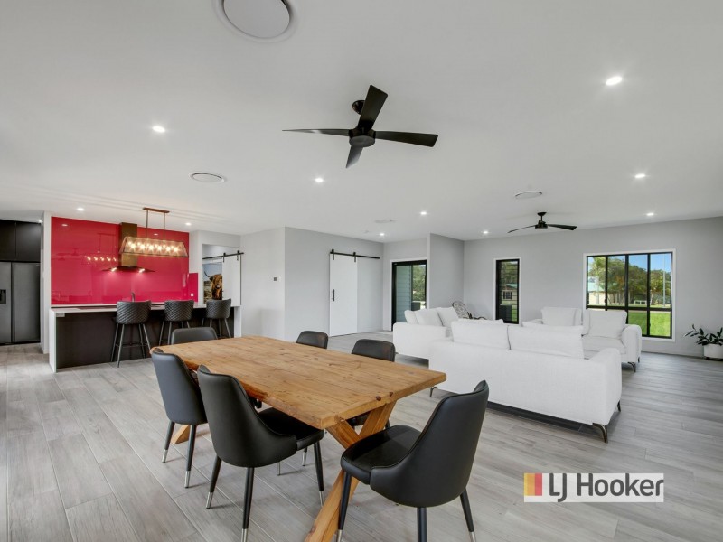 7 Yacht Road, Tannum Sands QLD 4680