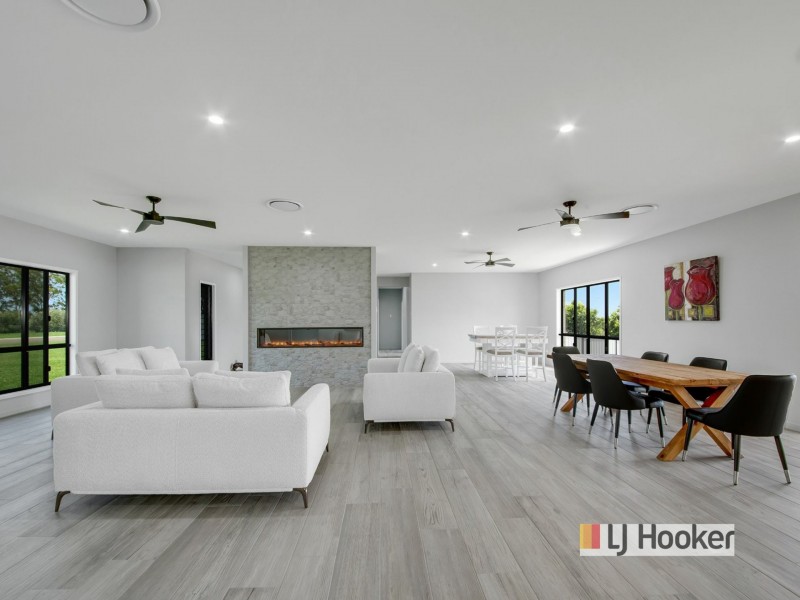 7 Yacht Road, Tannum Sands QLD 4680