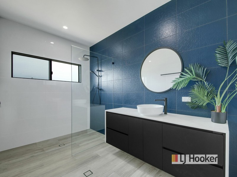 7 Yacht Road, Tannum Sands QLD 4680
