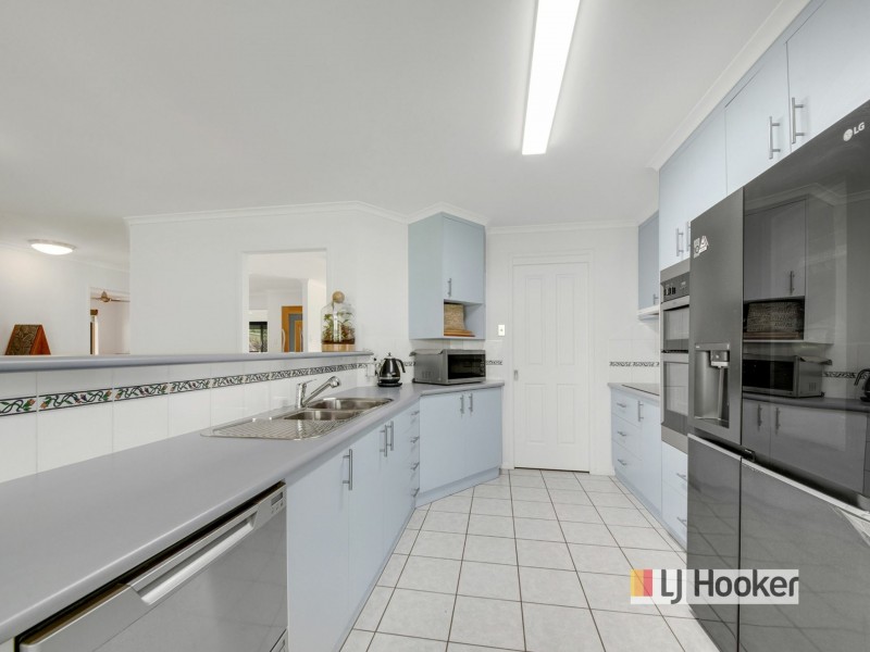 7 Pittsbay Crescent, Boyne Island QLD 4680