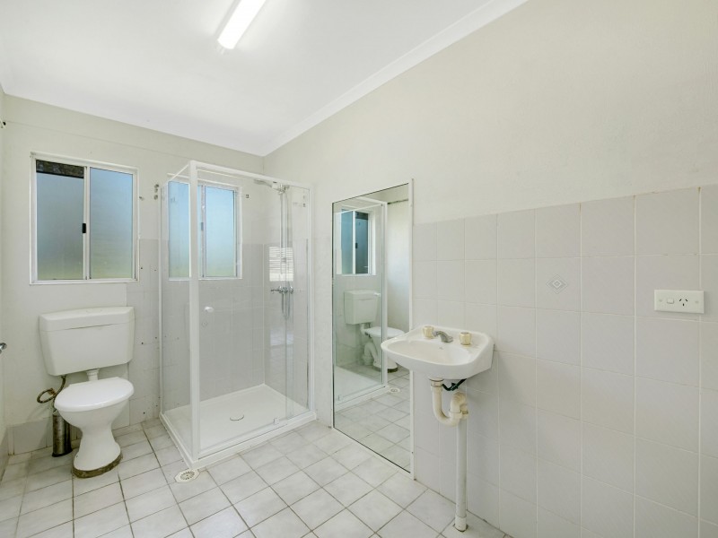 88 Malpas Street, Boyne Island QLD 4680