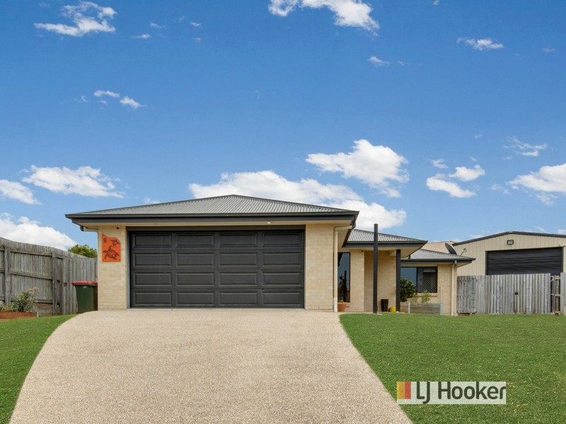 9 Valley Way, Boyne Island QLD 4680