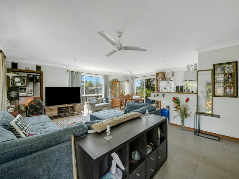 39 Brin Street, Boyne Island QLD 4680
