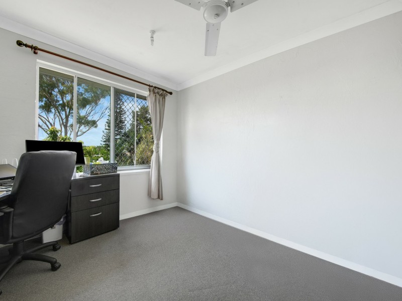 39 Brin Street, Boyne Island QLD 4680