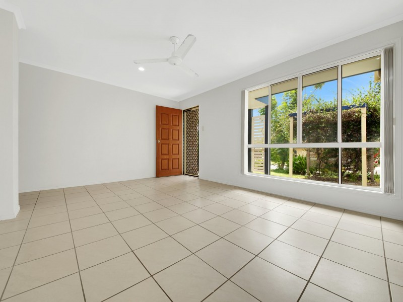 17 Golf View Drive, Boyne Island QLD 4680