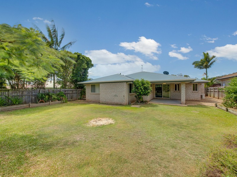 17 Golf View Drive, Boyne Island QLD 4680