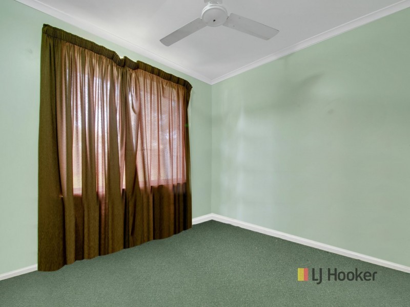 25 Edward Street, Boyne Island QLD 4680