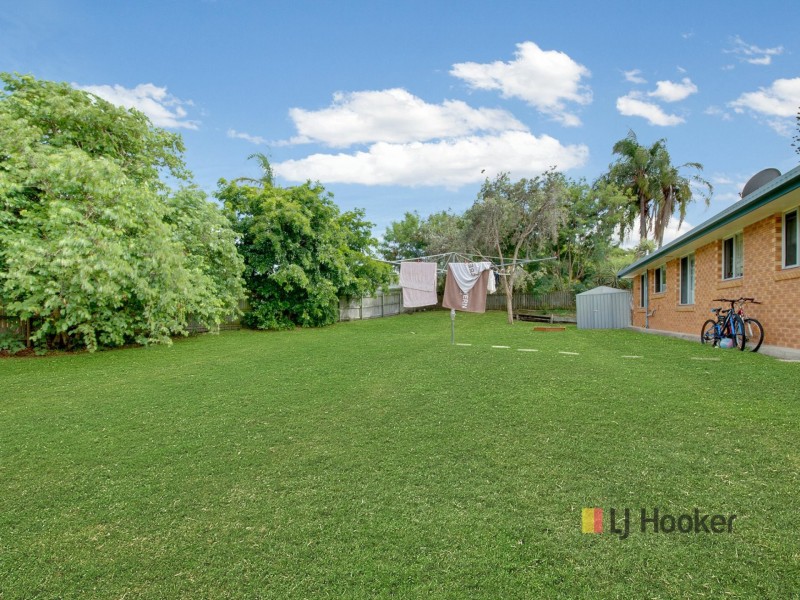 25 Edward Street, Boyne Island QLD 4680