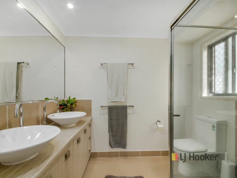 36 Golf View Drive, Boyne Island QLD 4680