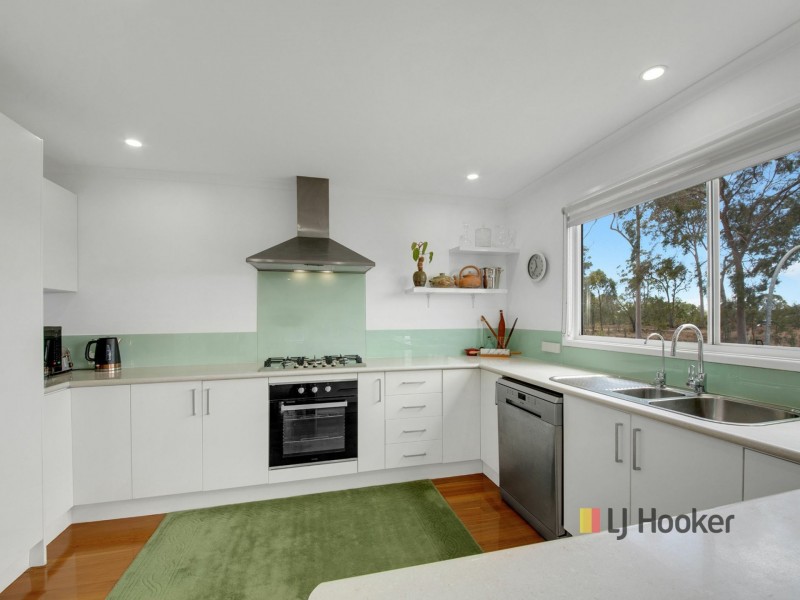 9 Eugenia Street, Boyne Island QLD 4680