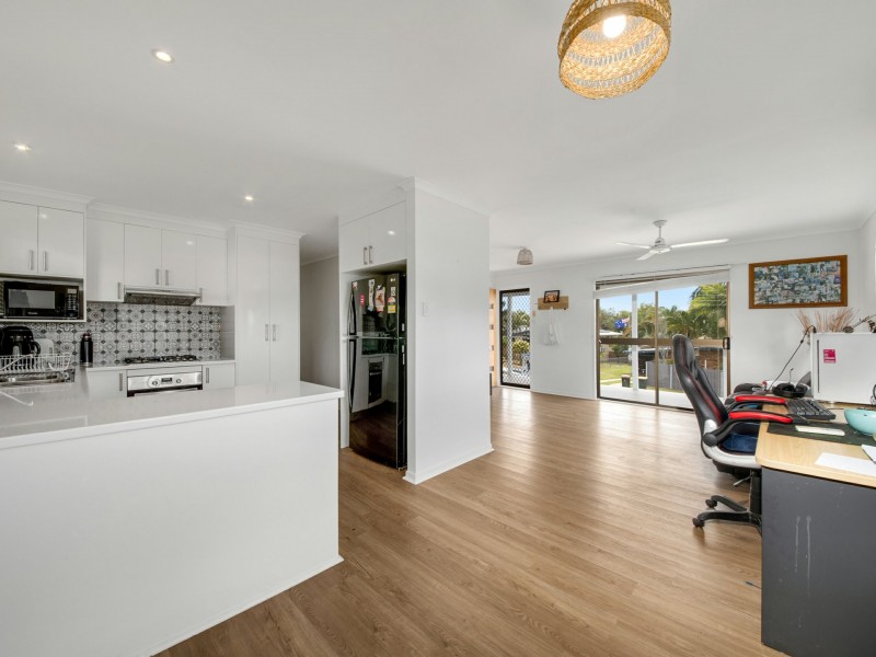6 Bellemere Court, Boyne Island QLD 4680