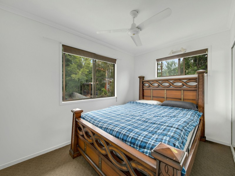 6 Bellemere Court, Boyne Island QLD 4680