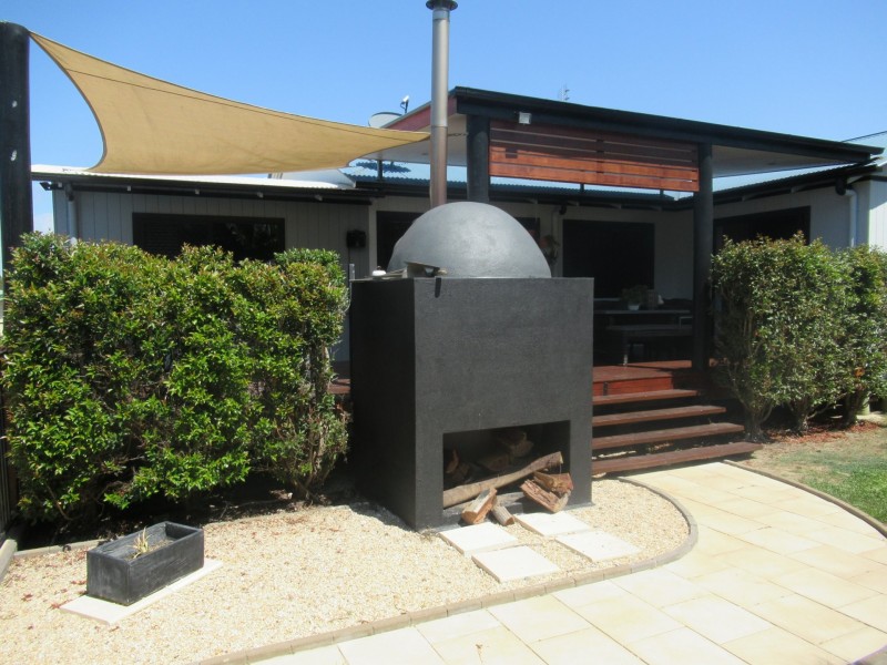 8 Clearview Court, Tannum Sands QLD 4680