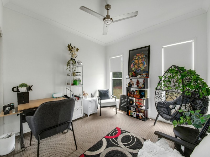 2 Bendee Street, Glen Eden QLD 4680