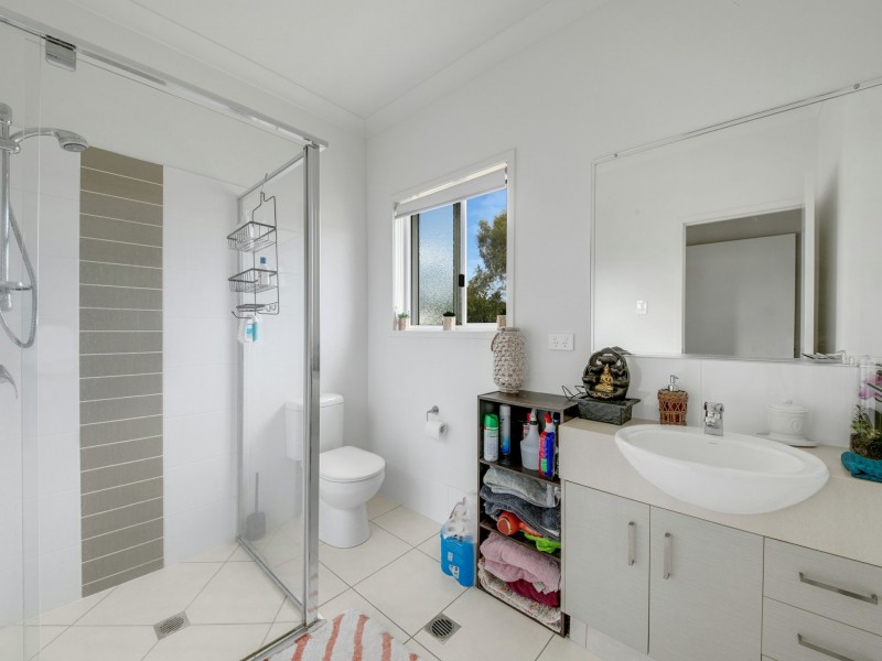 2 Bendee Street, Glen Eden QLD 4680