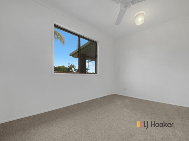 8 Polmaise Street, Boyne Island QLD 4680