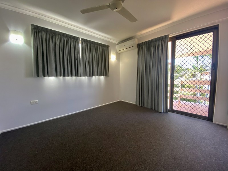 2/22 Booth Ave, Tannum Sands QLD 4680