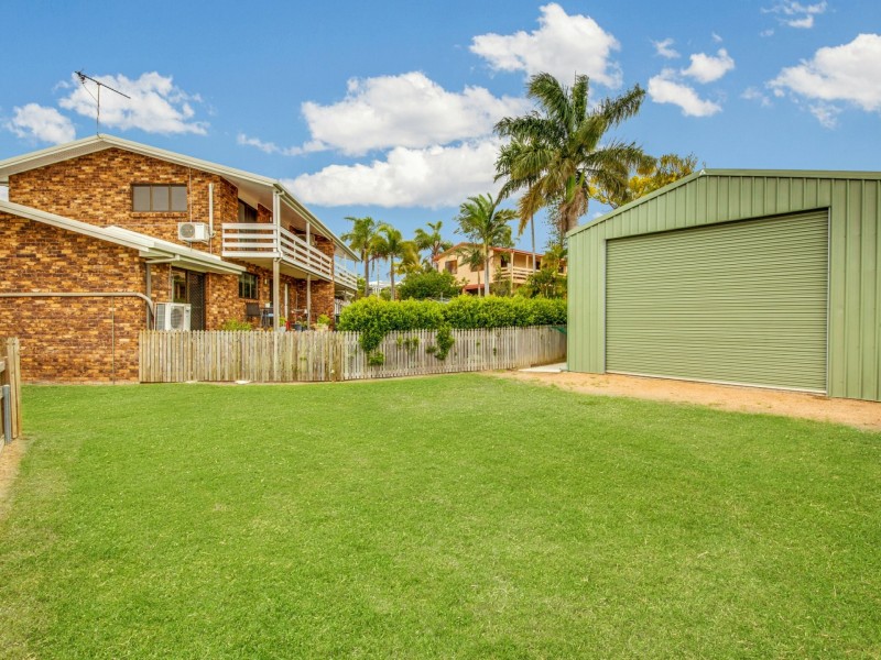 2/22 Booth Ave, Tannum Sands QLD 4680