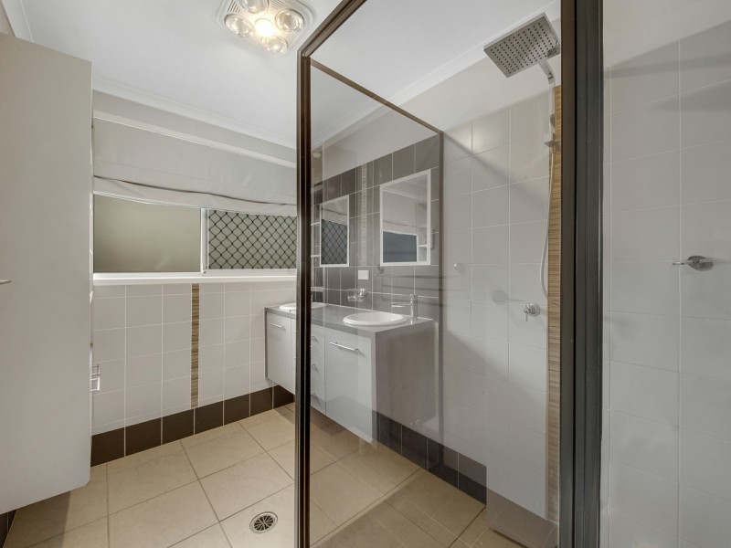 39 Centenary Drive, Boyne Island QLD 4680