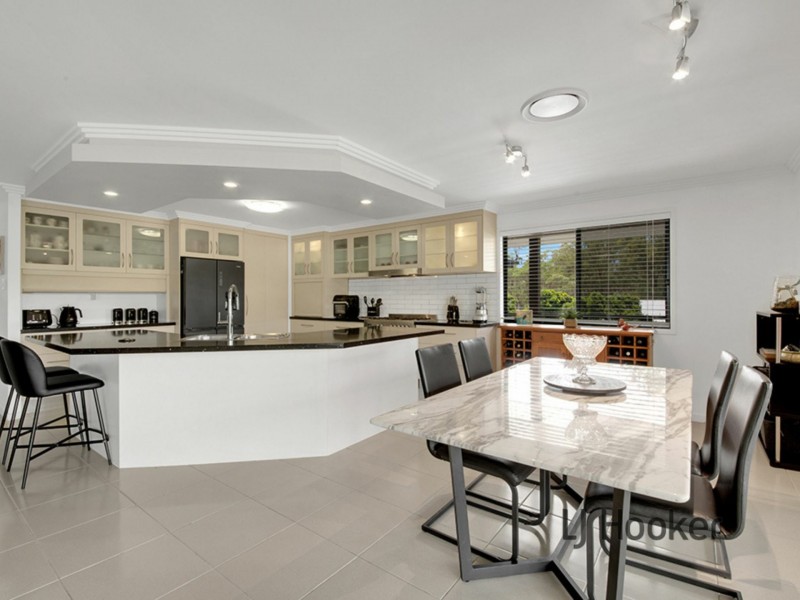 16 Yacht Road, Tannum Sands QLD 4680