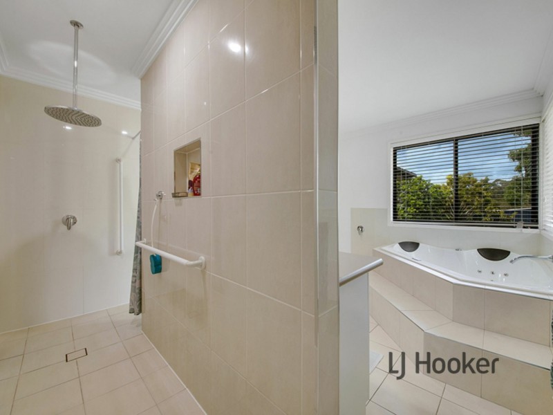 16 Yacht Road, Tannum Sands QLD 4680