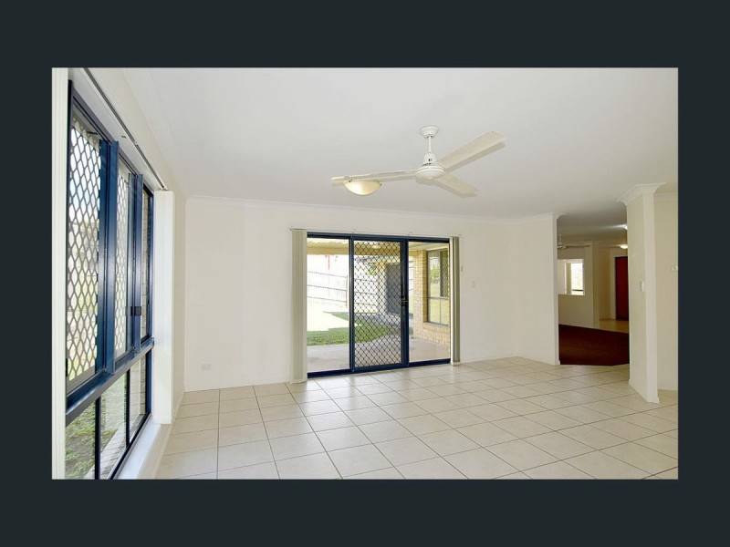 3 Dean Street, Glen Eden QLD 4680