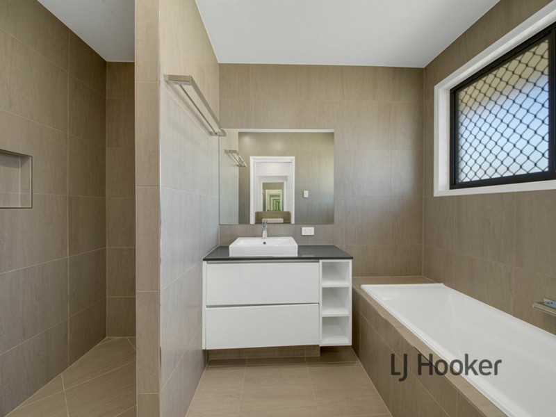 21 Swagman Drive, Benaraby QLD 4680