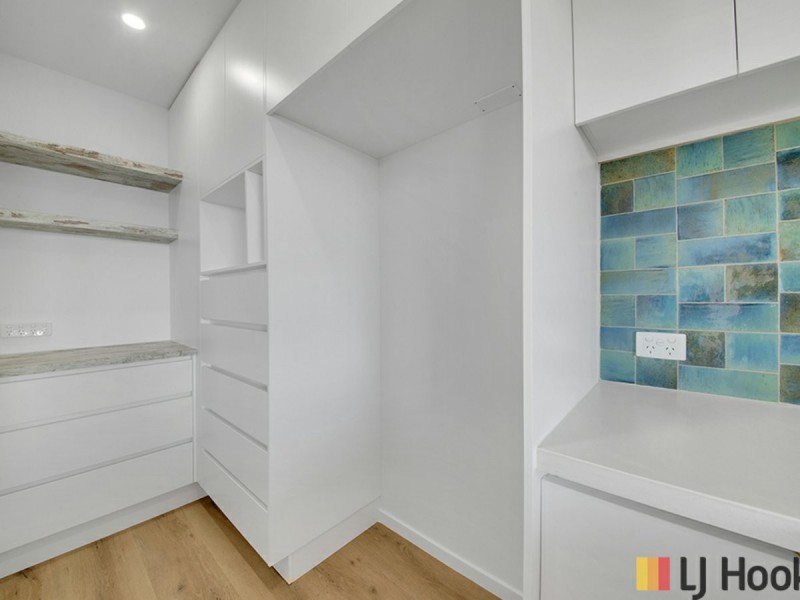 8 Jenny Lind Court, Boyne Island QLD 4680