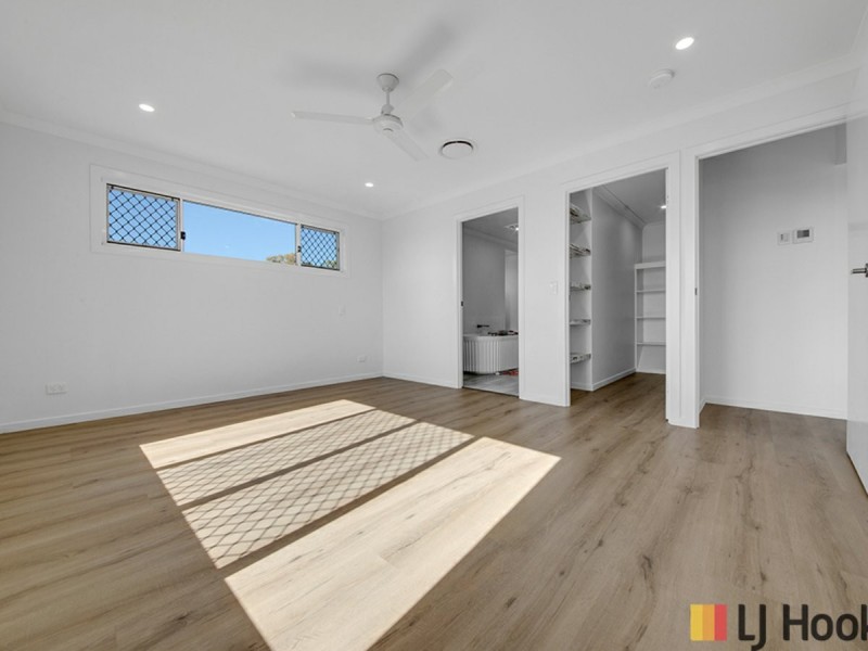 8 Jenny Lind Court, Boyne Island QLD 4680