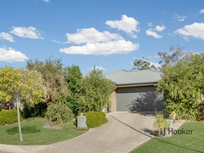 26 Jardine Crescent, Boyne Island QLD 4680