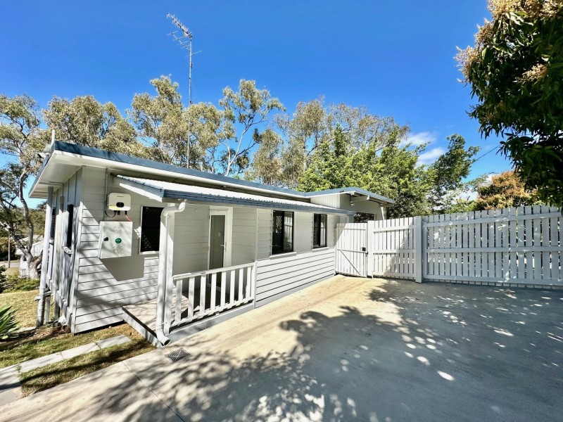 36 Elizabeth Street, South Gladstone QLD 4680