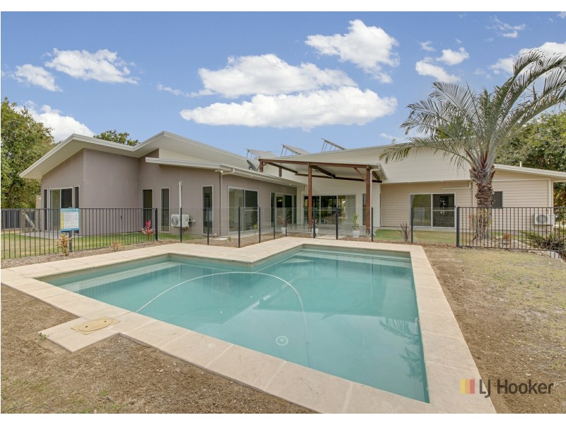 16 Ronpen Close, Tannum Sands QLD 4680