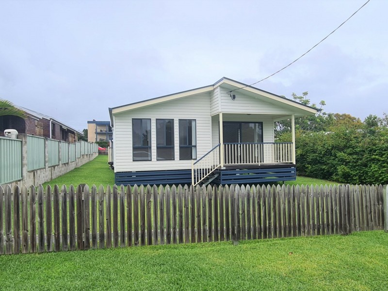 32 Ocean Street, Tannum Sands QLD 4680
