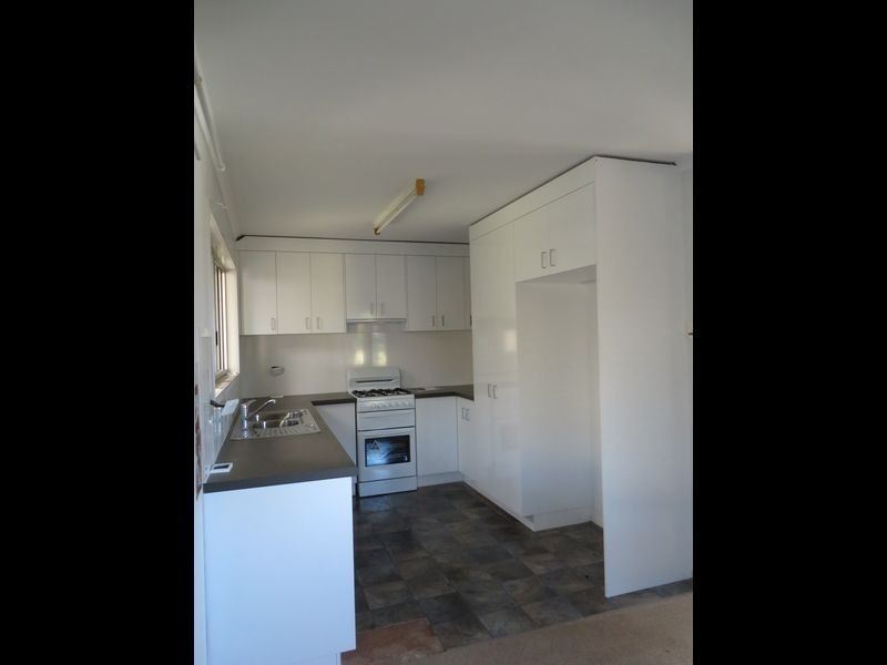 4 CHAUVEL COURT, Boyne Island QLD 4680