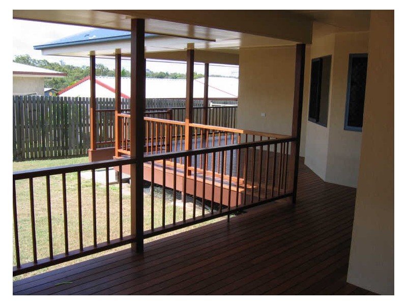 52 CREMORNE DRIVE, Tannum Sands QLD 4680