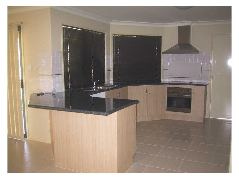 52 CREMORNE DRIVE, Tannum Sands QLD 4680