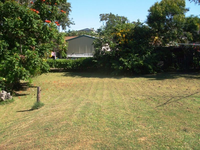 25 EDWARD STREET, Boyne Island QLD 4680